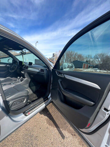 2018 Audi Q3 2.0T quattro Premium Plus