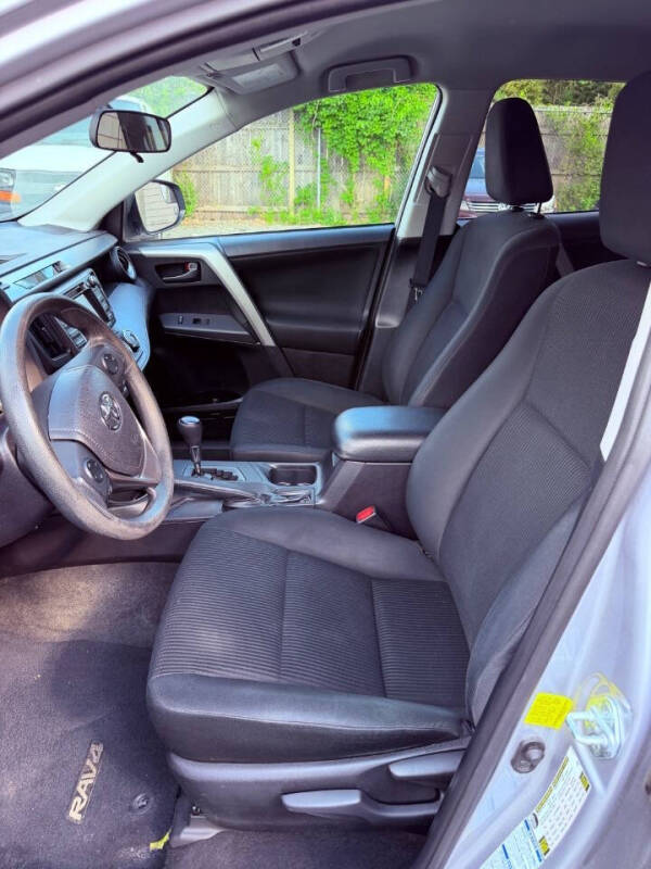 2016 Toyota RAV4 LE