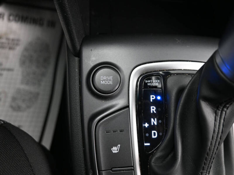 2020 Hyundai Kona SEL Plus