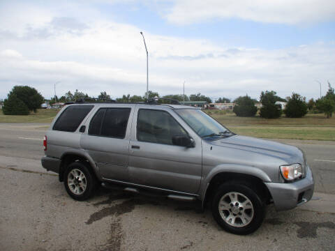 2000 Nissan Pathfinder for sale at BUZZZ MOTORS in Moore OK