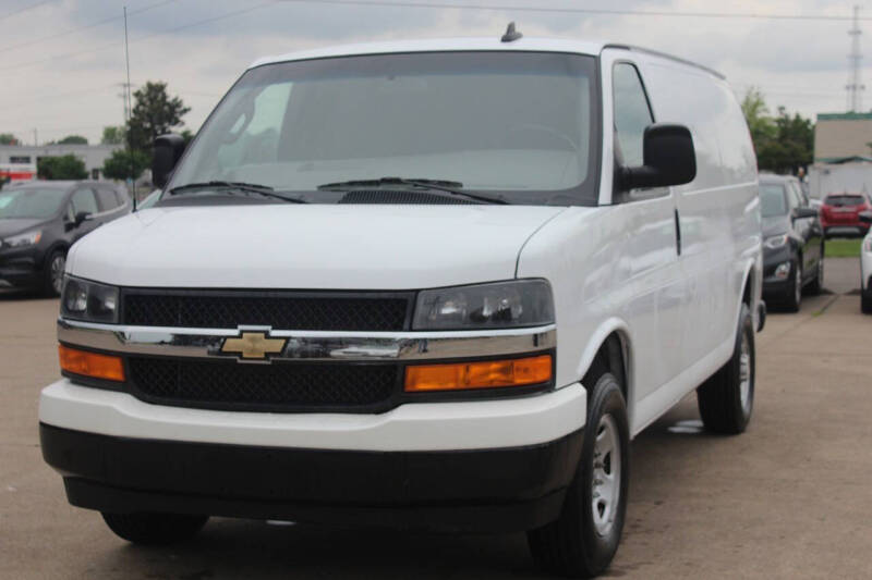 2023 Chevrolet Express 3500