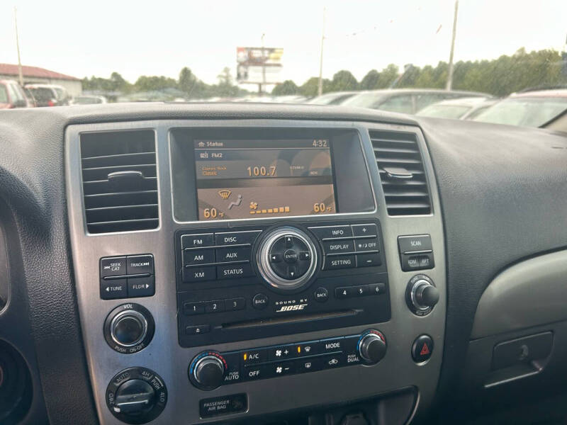 2015 Nissan Armada SV