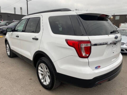 2016 Ford Explorer