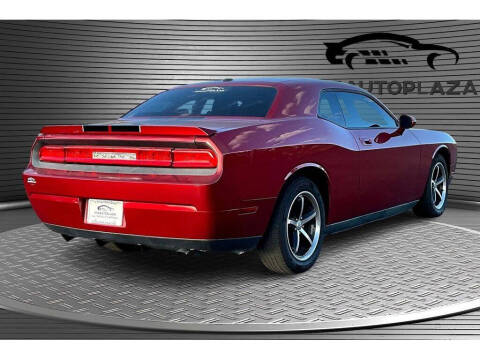 2010 Dodge Challenger SE