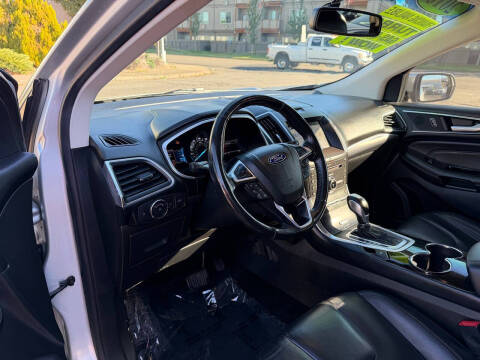 2016 Ford Edge Titanium