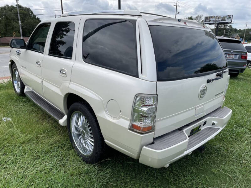 2003 Cadillac Escalade