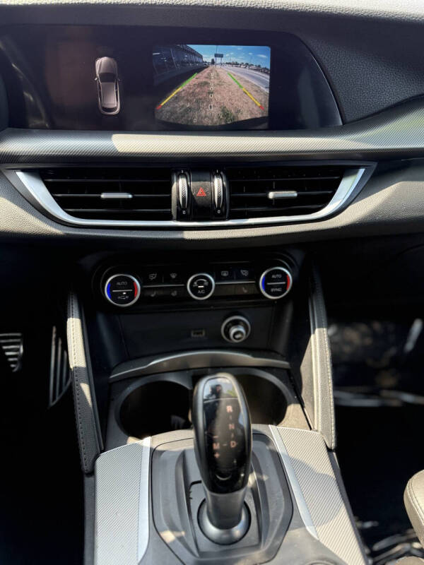 2019 Alfa Romeo Stelvio Ti Sport