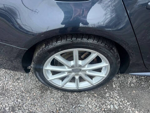 2016 Audi A4 2.0T quattro Premium Plus