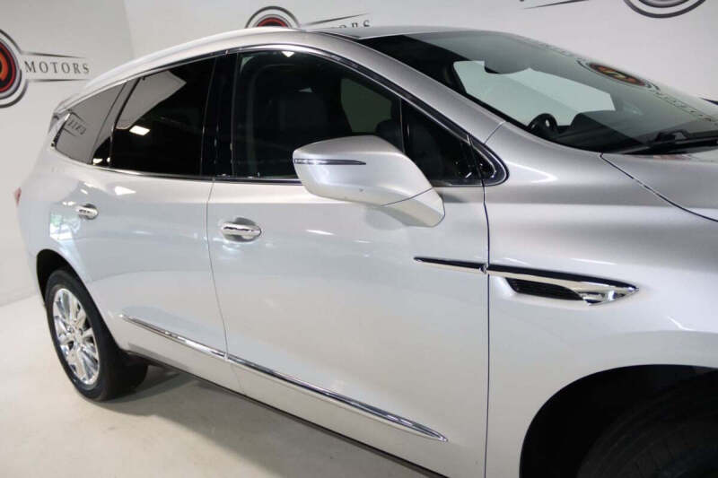 2021 Buick Enclave Essence