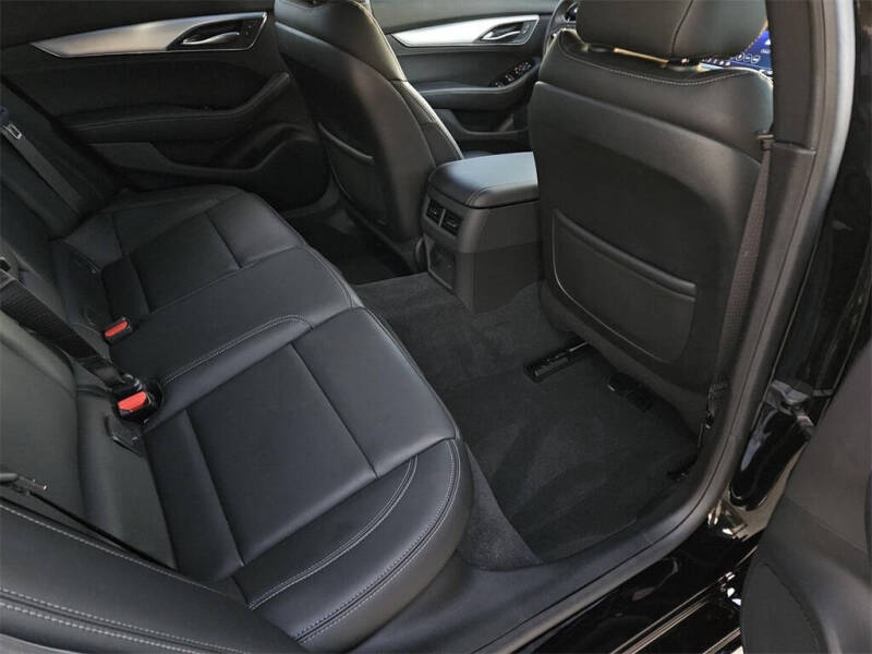 2024 Cadillac CT5 Luxury