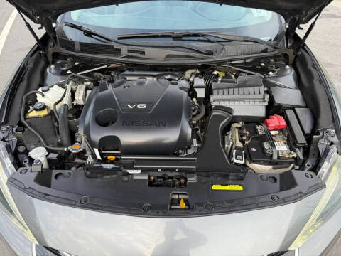 2017 Nissan Maxima