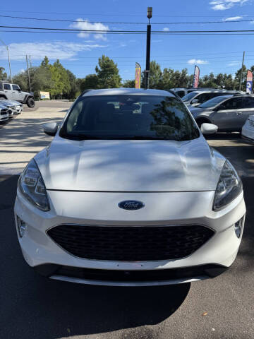 2020 Ford Escape Titanium