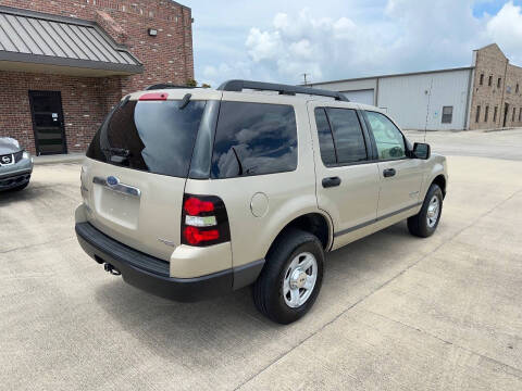 2006 Ford Explorer XLS