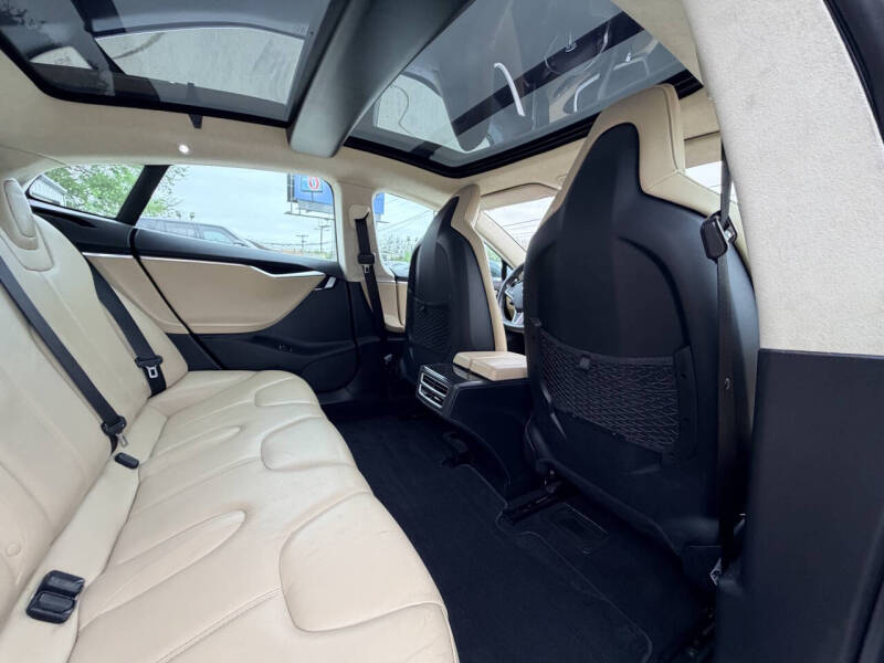 2013 Tesla Model S Performance