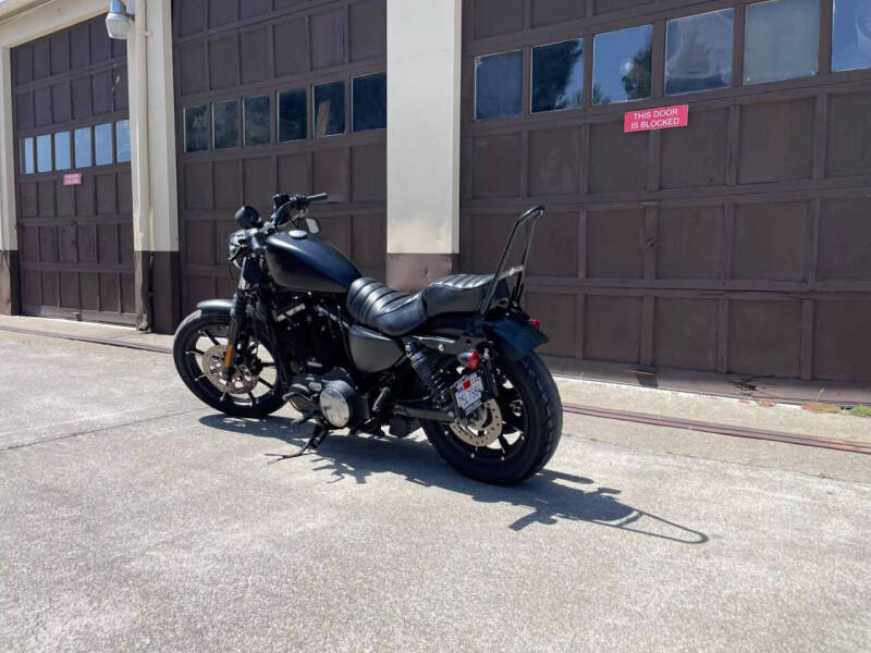 2022 Harley-Davidson XL883N Iron 883