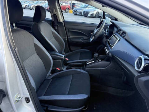 2023 Nissan Versa SV