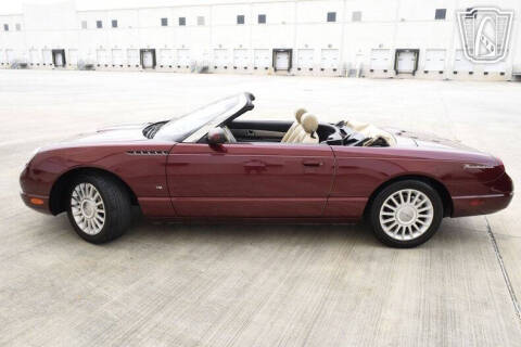 2004 Ford Thunderbird Deluxe