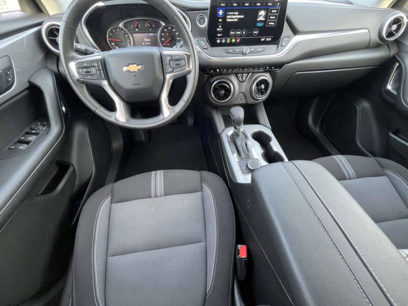 2025 Chevrolet Blazer LT