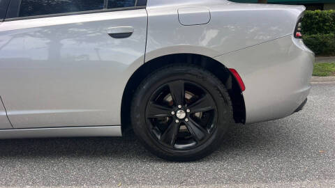 2016 Dodge Charger SXT