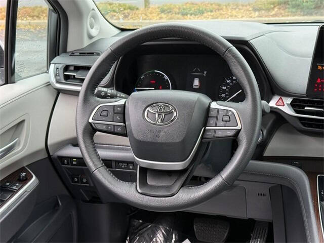 2023 Toyota Sienna