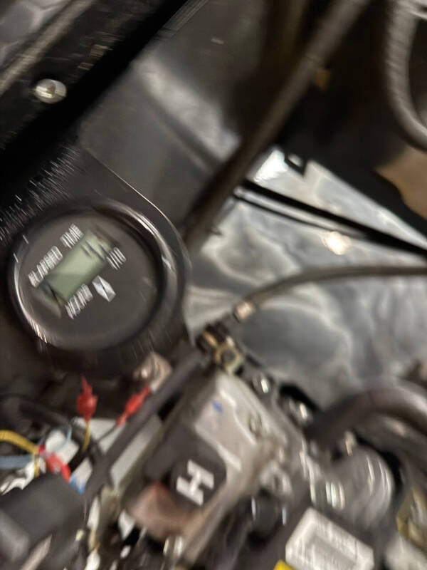 2024 E-Z-GO Express L6