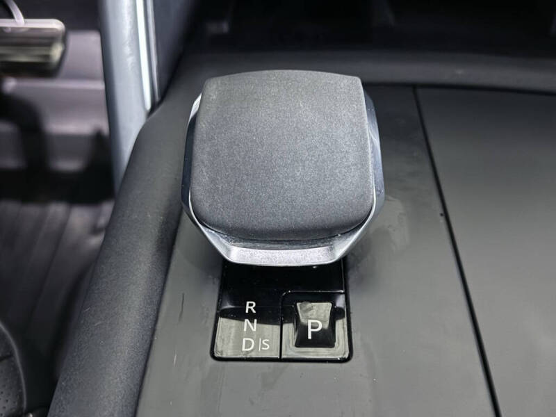 2022 Land Rover Discovery P360 HSE R-Dynamic