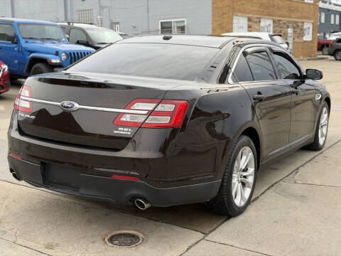 2013 Ford Taurus SEL
