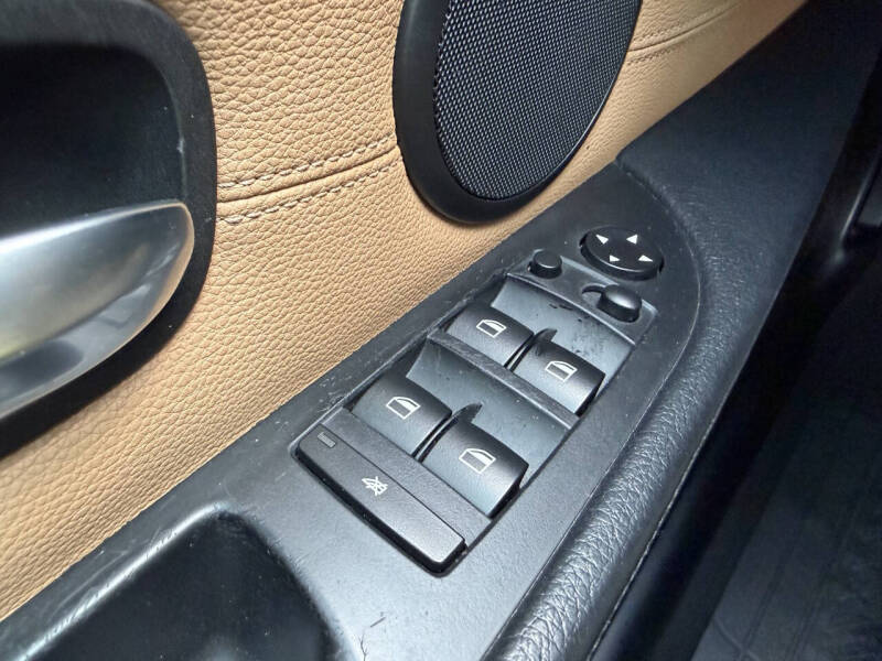 2009 BMW 5 Series 528i xDrive