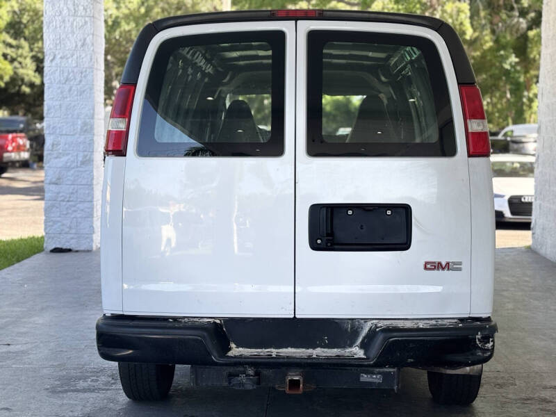 2019 GMC Savana 2500