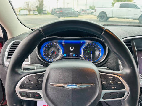 2017 Chrysler 300 Limited