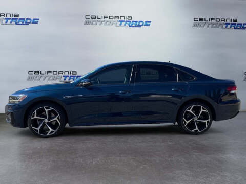 2020 Volkswagen Passat R-Line