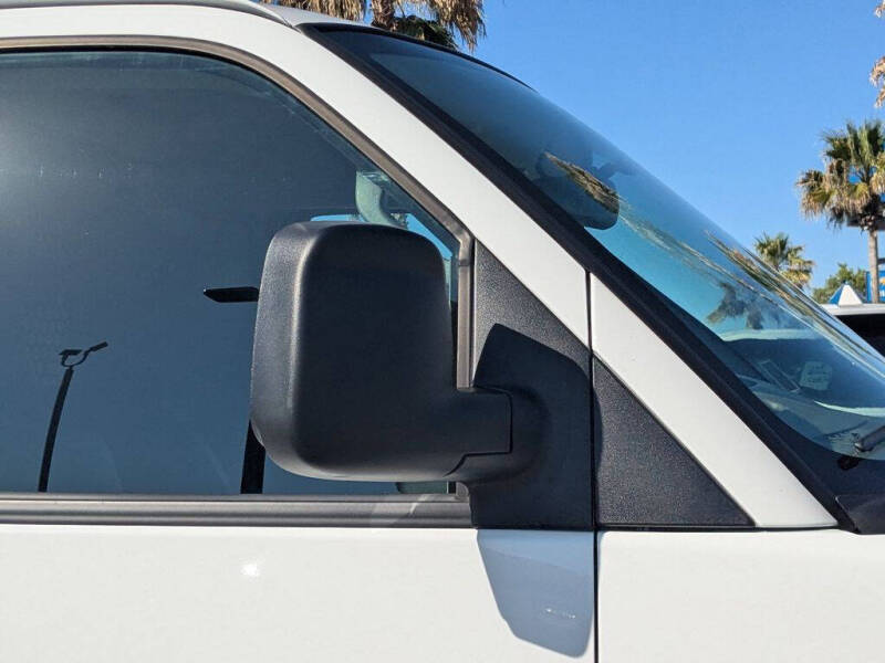 2024 Chevrolet Express 2500