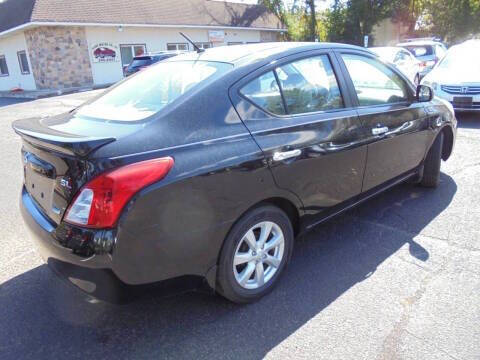2013 Nissan Versa 1.6 SL