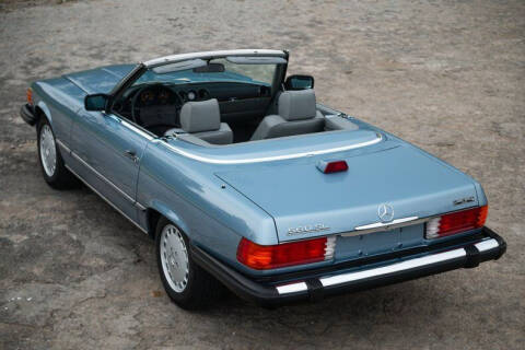 1986 Mercedes-Benz 560-Class 560 SL