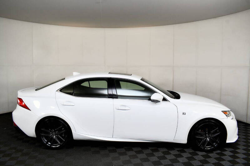 2016 Lexus IS 300