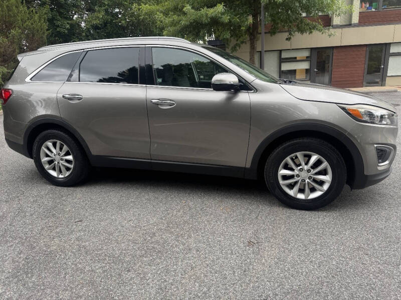2017 Kia Sorento LX