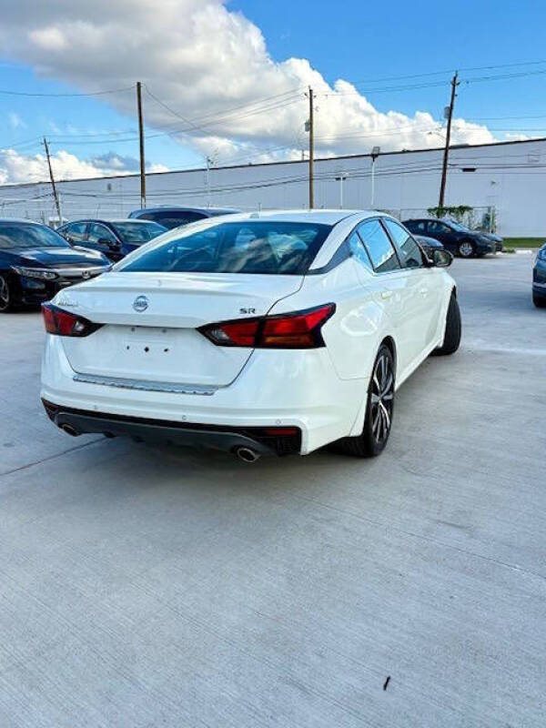 2020 Nissan Altima 2.5 SR