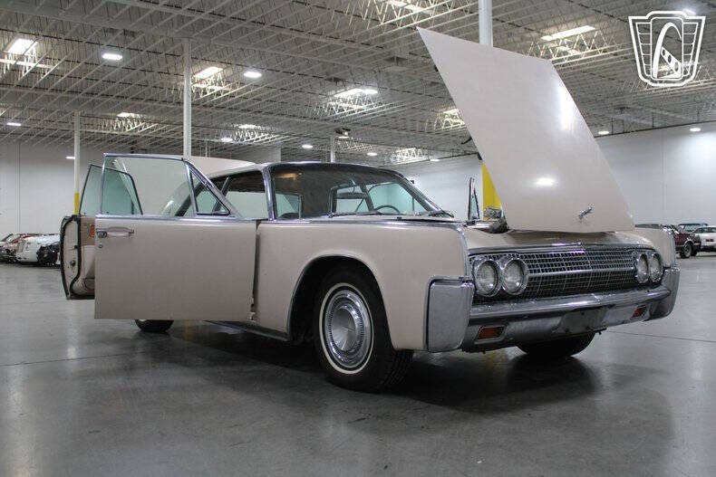 1963 Lincoln Continental