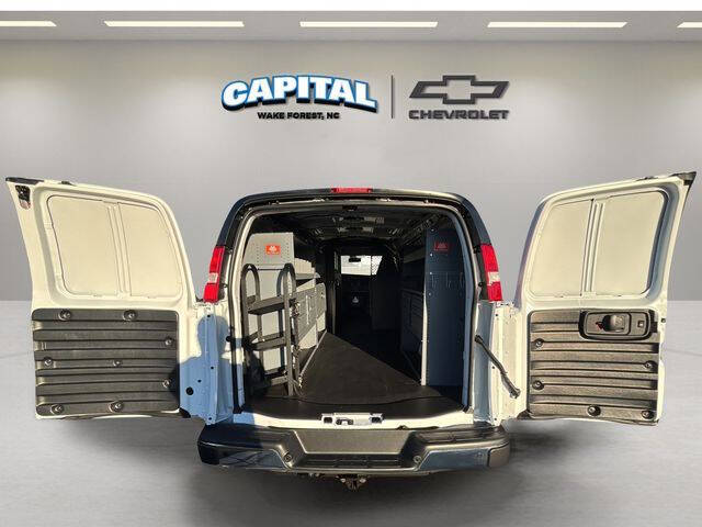 2025 Chevrolet Express 2500
