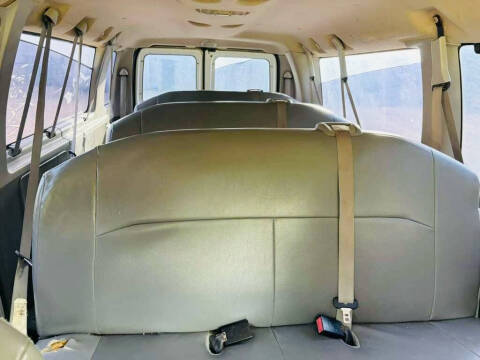 2014 Ford E-Series E-350 SD XL