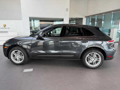 2025 Porsche Macan