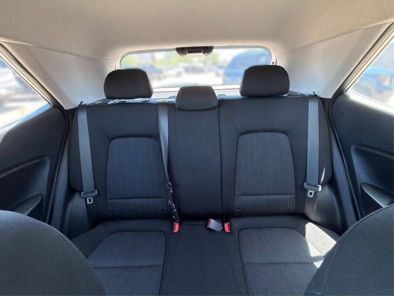 2024 Hyundai Venue SE