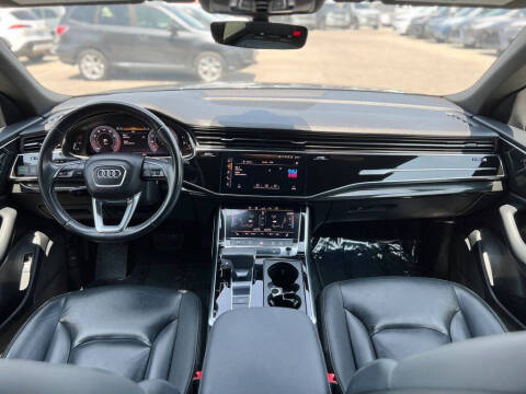 2019 Audi Q8 quattro Premium 55 TFSI