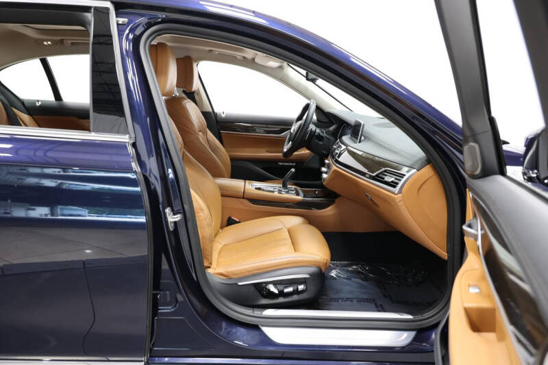 2016 BMW 7 Series 750i xDrive