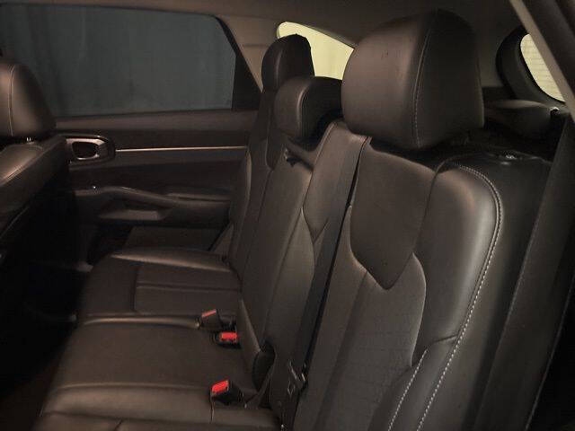 2023 Kia Sorento S