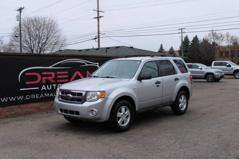 2008 Ford Escape for sale at Dream Auto Group in Shelby Township MI