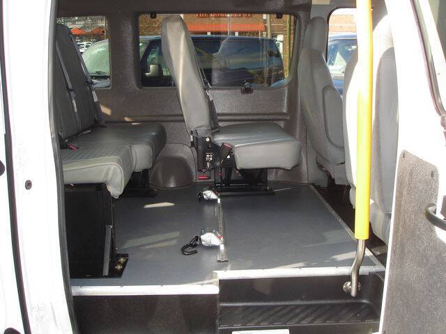 2014 Ford E-Series E-350 SD