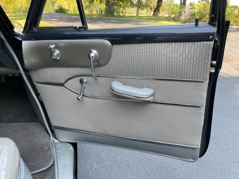 1950 Oldsmobile Ninety-Eight