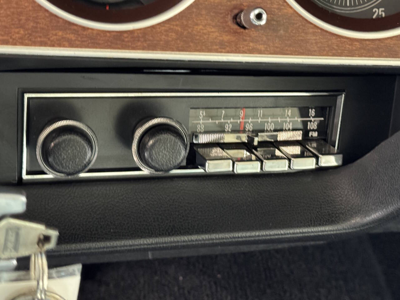 1971 Dodge Challenger 48