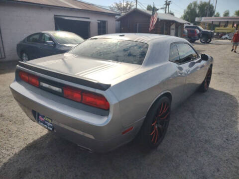 2014 Dodge Challenger R/T Shaker Package